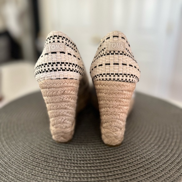 NWOT- Toms Michelle Open Toe Espadrille Wedge Size 6.5 - Picture 5 of 7